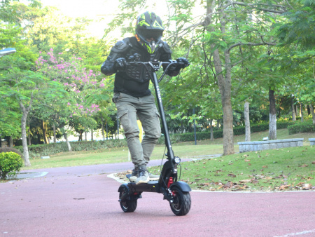 Электросамокат Ultron X2