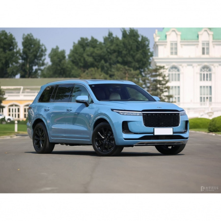Электромобиль LI ONE