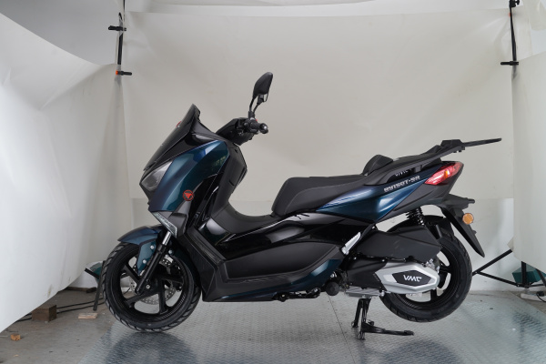 Скутер XMAX  - 250cc Blue/Black (replica Yamaha XMax)