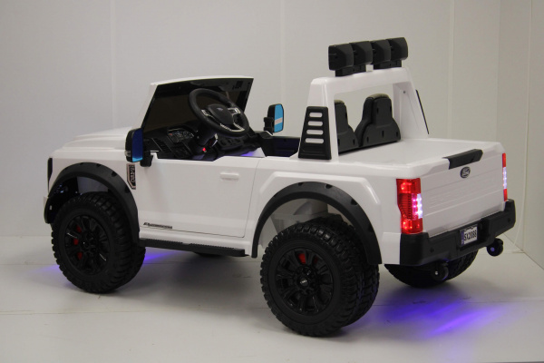 Электромобиль Ford Super Duty (A888MP) Белый