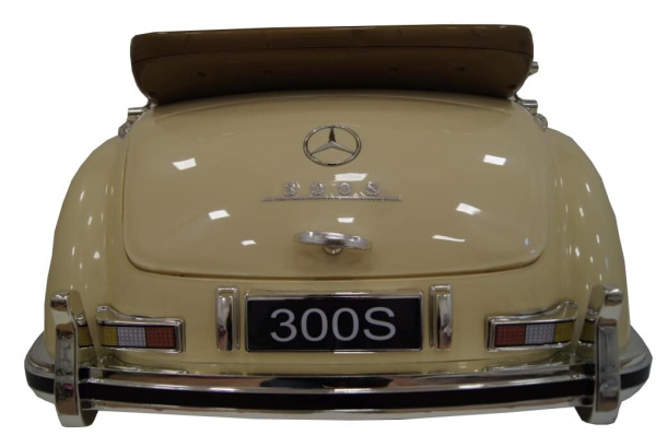 Электромобиль Mercedes Benz 300S Бежевый